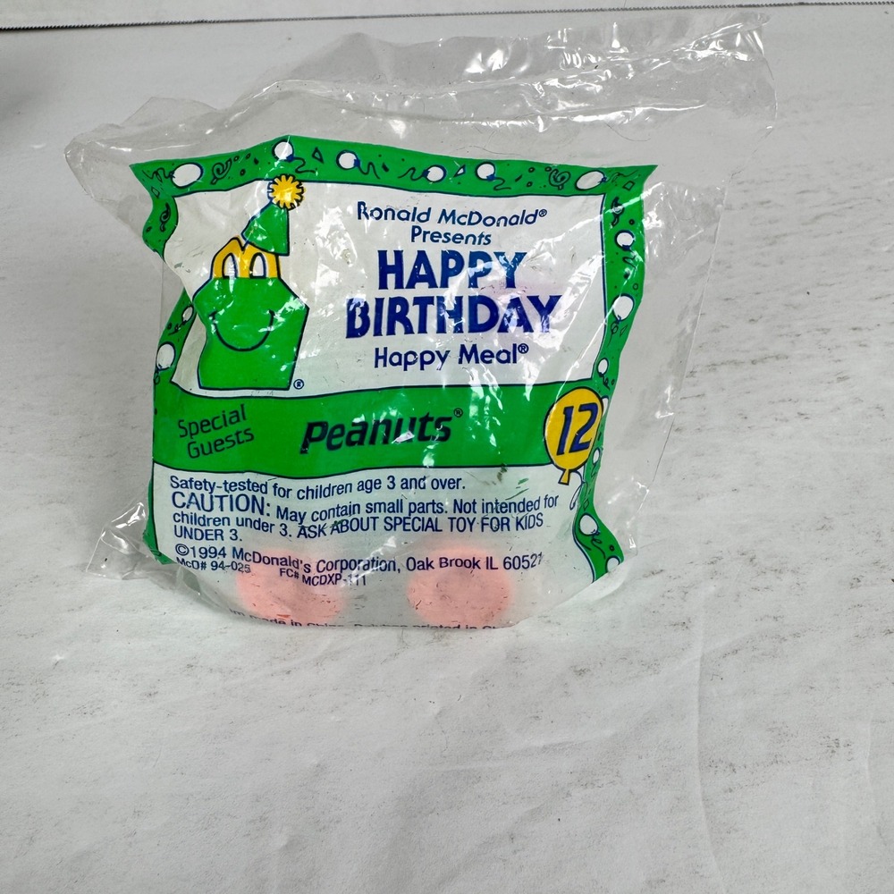 1994 McDonalds Happy Meal Toy Snoopy Peanuts Happy Birthday #12 Sealed